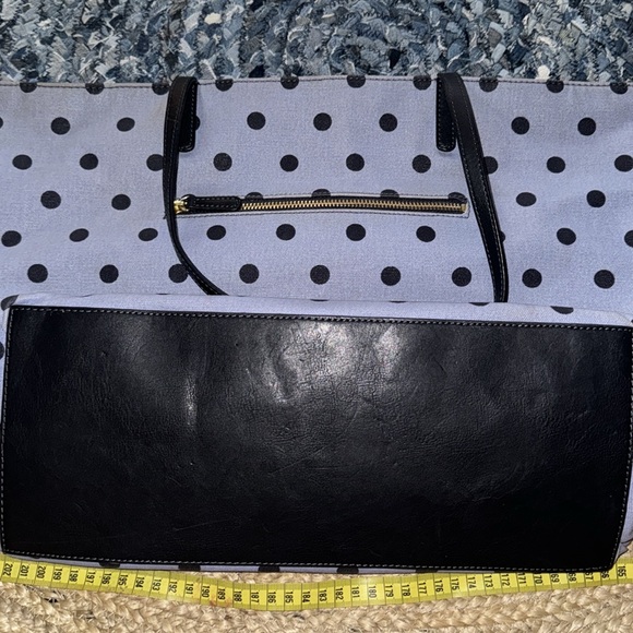 TALBOTS LARGE TOTE IN A PERIWINKLE TYPE BLUE W. NAVY DOTS & 2 LEATHER STRAPS - Picture 9 of 9